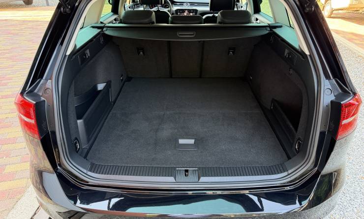 Volkswagen Passat variant 1.4 TSI GTE Plug-in-hybrid (2018. 01)