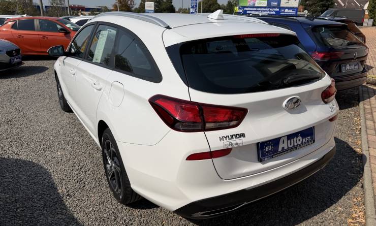 Hyundai I30 1.5 T-GDi Comfort MHEV DCT (2023. 01)