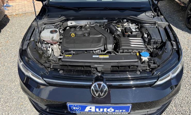 Volkswagen Golf VIII Variant 1.5 TSi ACT Life (2022. 06)