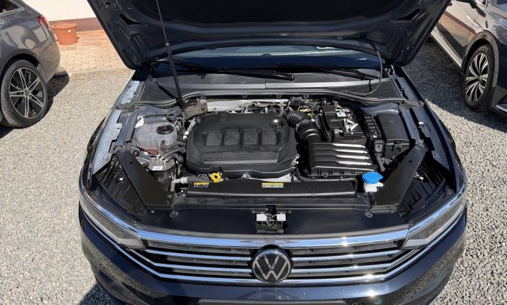 Volkswagen Passat Variant 2.0 TDi SCR Business DSG (2021. 06)
