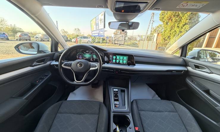 Volkswagen Golf VIII Variant 1.5 eTSI ACT Life DSG (2022. 07)